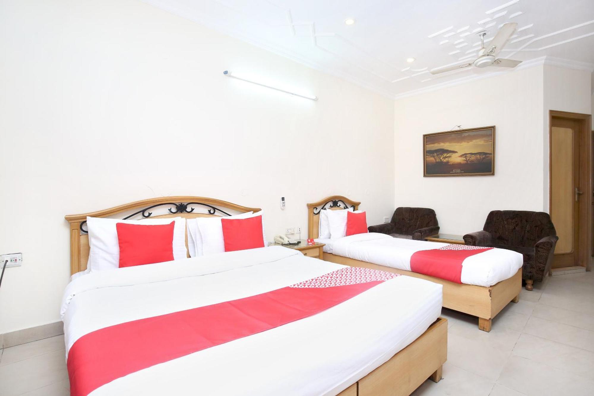 Hotel O Le Bon Ton Ludhiana Exterior photo