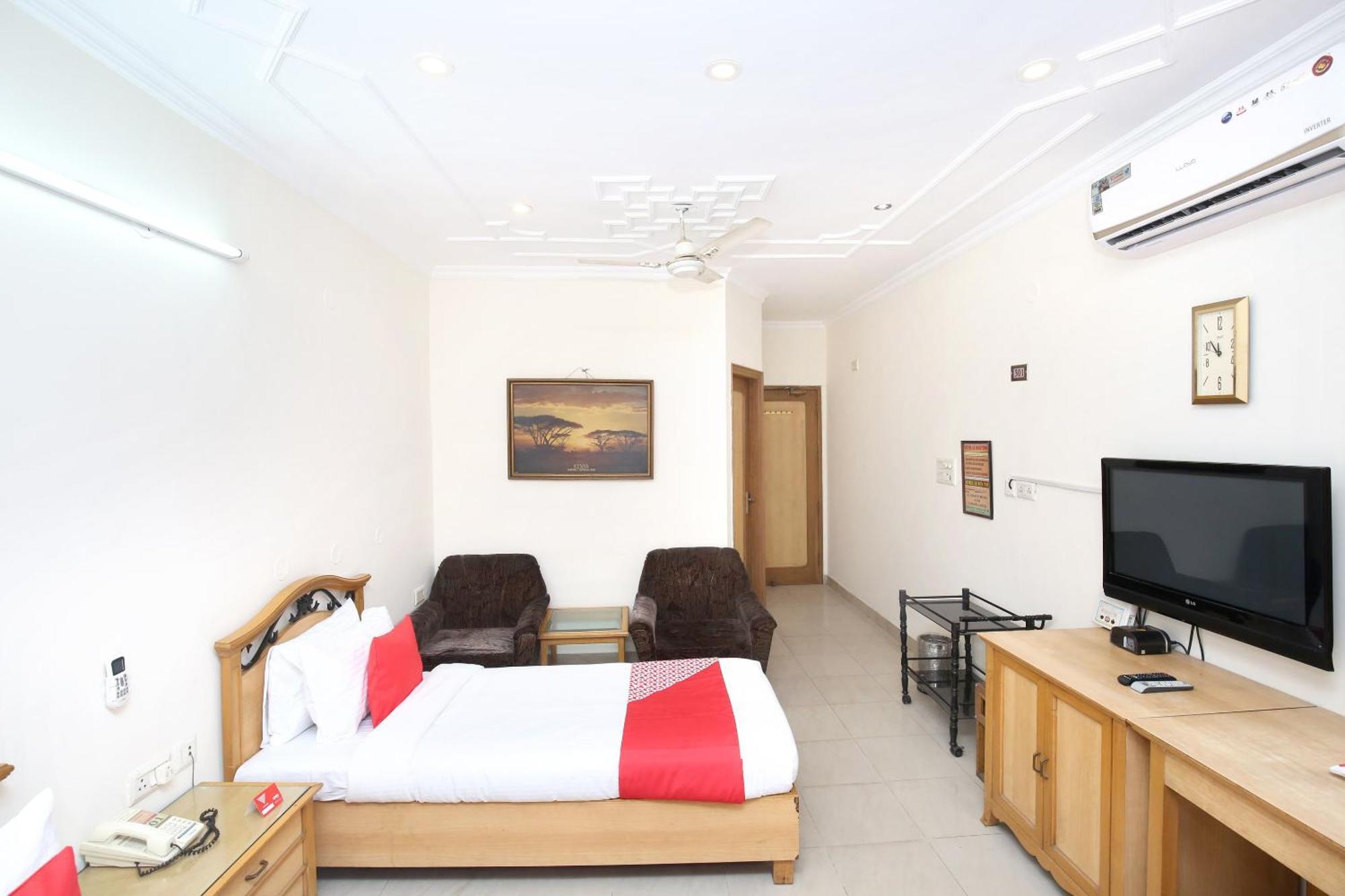 Hotel O Le Bon Ton Ludhiana Exterior photo